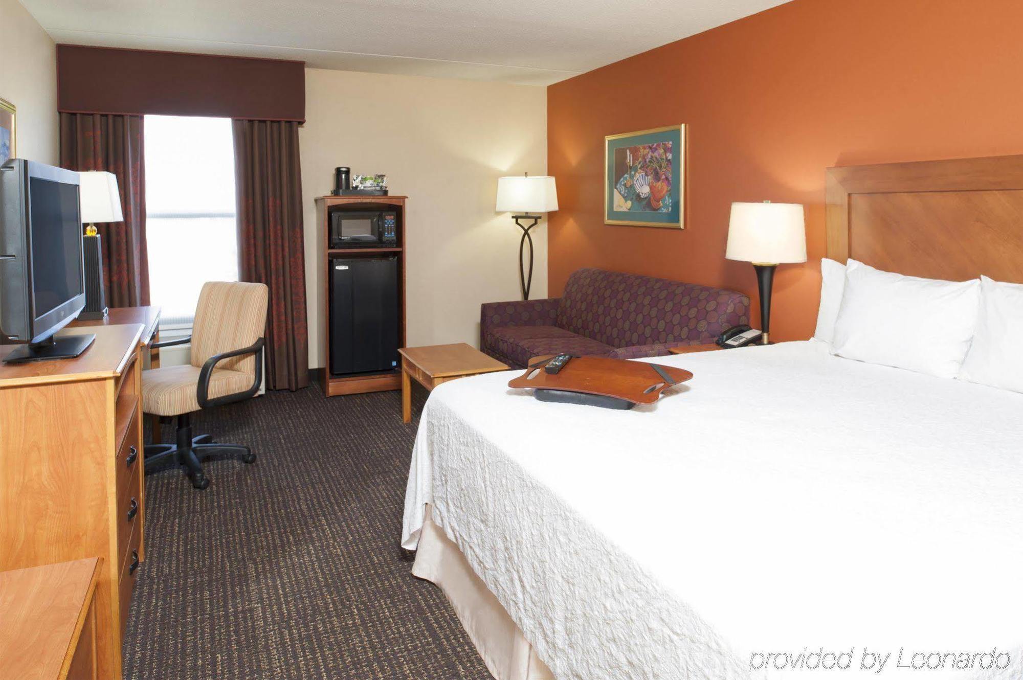 แฮมป์ตัน อินน์ มัสกีกอน Muskegon Heights ภายนอก รูปภาพ